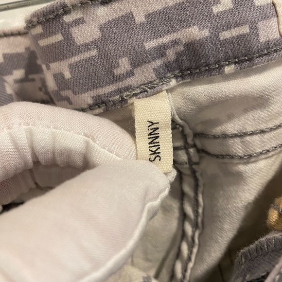 Rag & Bone Grey Camo Skinny Jeans Size 24 Style# W1502O337 - Picture 11 of 11
